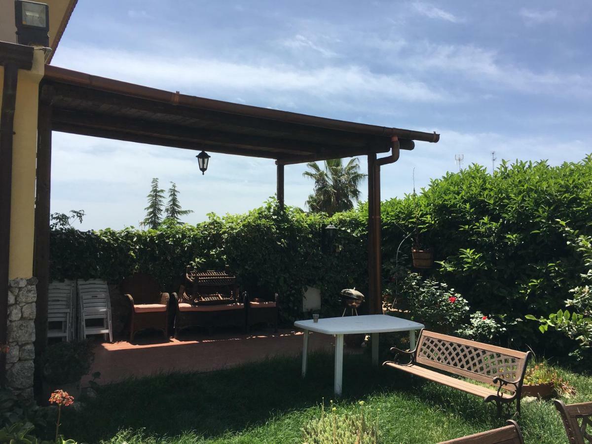 Апартаменты ***** La Casa Di Gio Кальтаниссетта Экстерьер фото